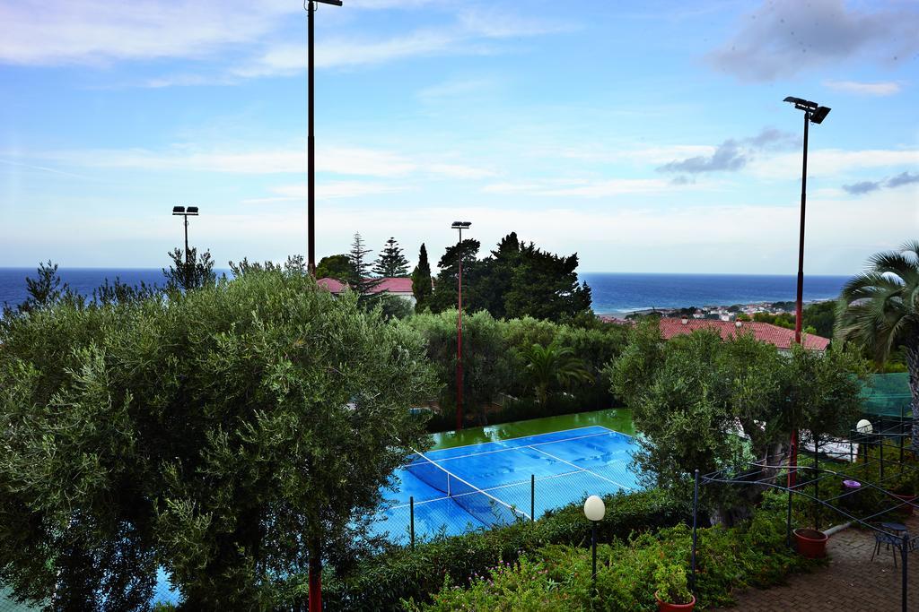 Hotel La Castellana Belvedere Marittimo Exterior photo